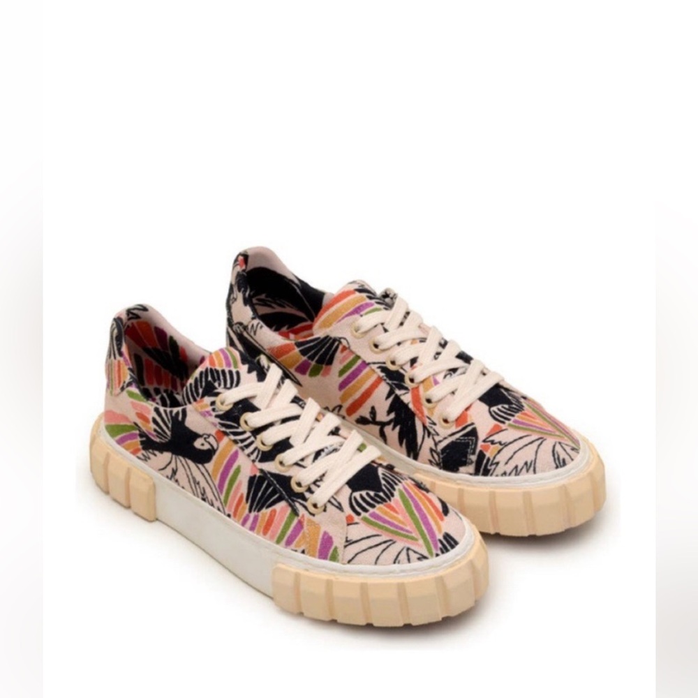 FARM RIO - Birds Platform sneaker - size 8 - never worn